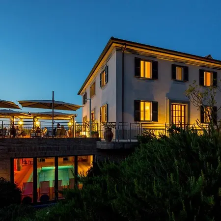 Roccafiore Wine & 4*