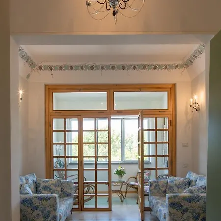Hotel Roccafiore Wine & 4*