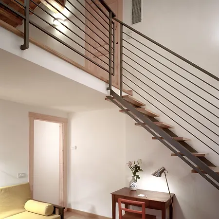 Roccafiore Wine & 토티